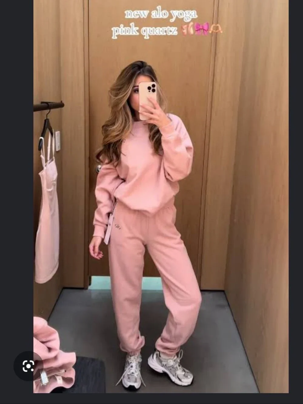 NWT Alo Yoga Pink Quartz Joggers Sweatpants XS